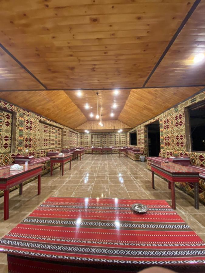 Desert Jewel Camp وادي رم المظهر الخارجي الصورة